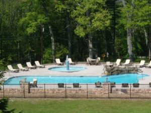 Woodfield Manor Pool